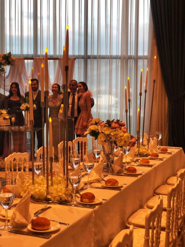 ŞAMDANLAR VE ÇİÇEK PARTERLER