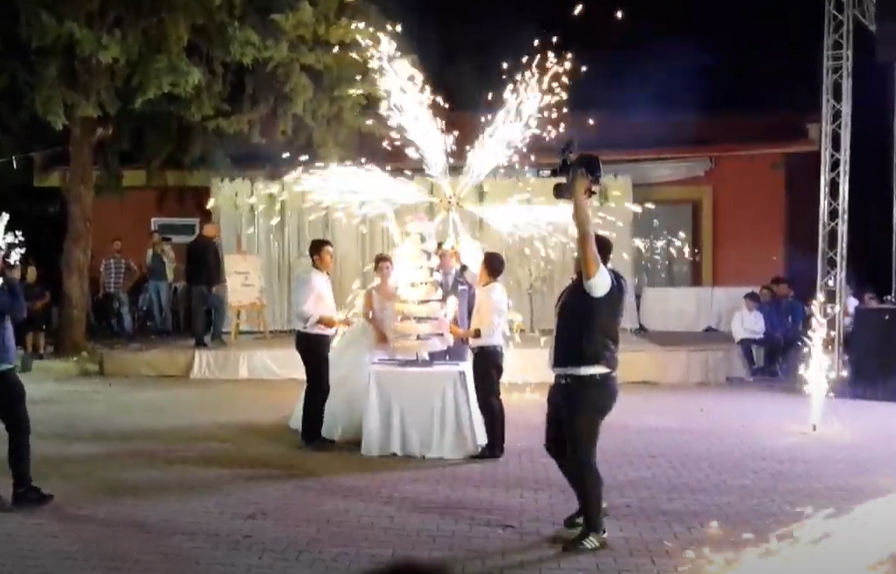 Düğün Organizasyonu – Pasta Kesme