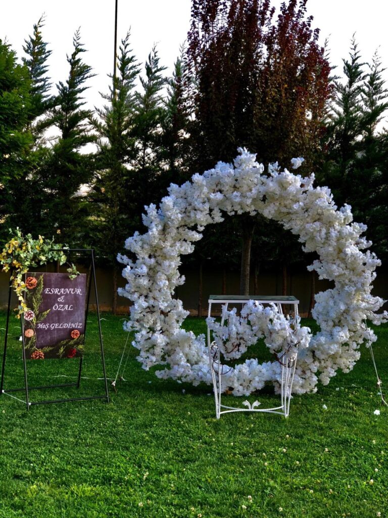 DEDEMAN BAHÇE NİKAH ORGANİZASYONU YUVARLAK KONSEPT