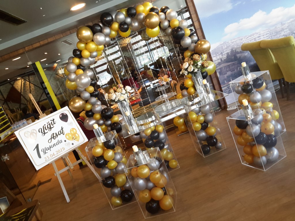 1 YAŞ GOLD-SİYAH  PLEKSİLİ  KROME KONSEPT