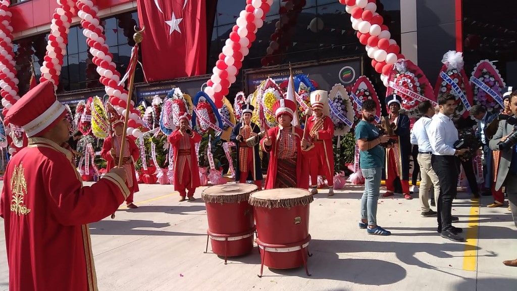 MEHTERAN TAKIMI VE AÇILIŞLAR ERENLER MARKET