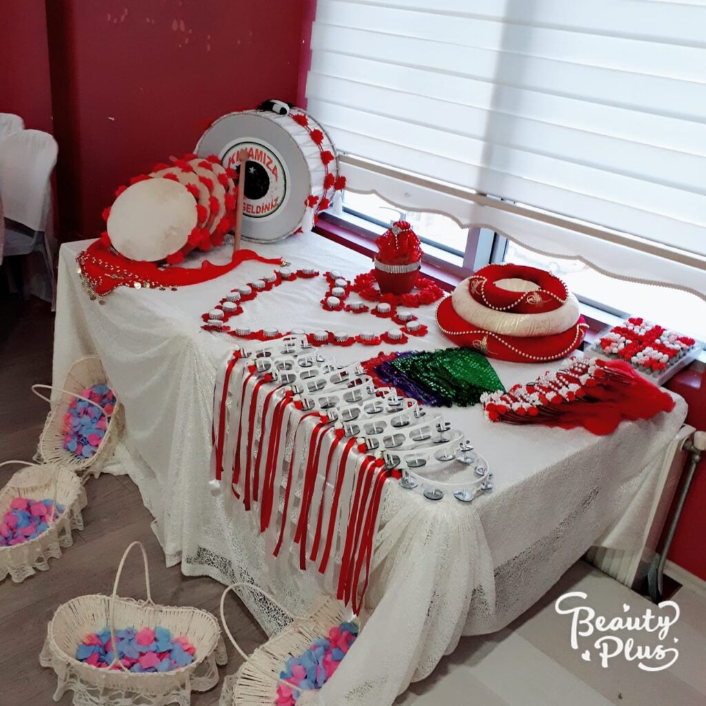 ESRA HOCA VE DAVULU TEŞEKKÜRLER