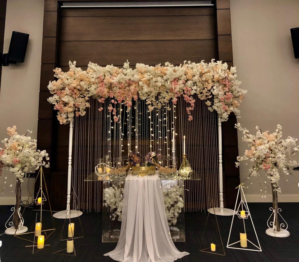 DEDEMAN KÜÇÜK SALON SÖZ VE NİŞAN